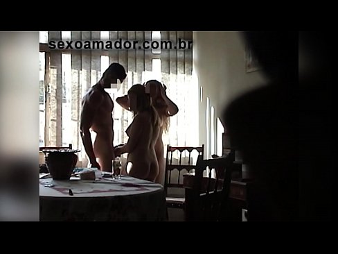 ❤️ Els amics sexuals conviden un home gegant i un trio amb ell ☑ Porno de qualitat al ca.porno-negrov.ru ☑